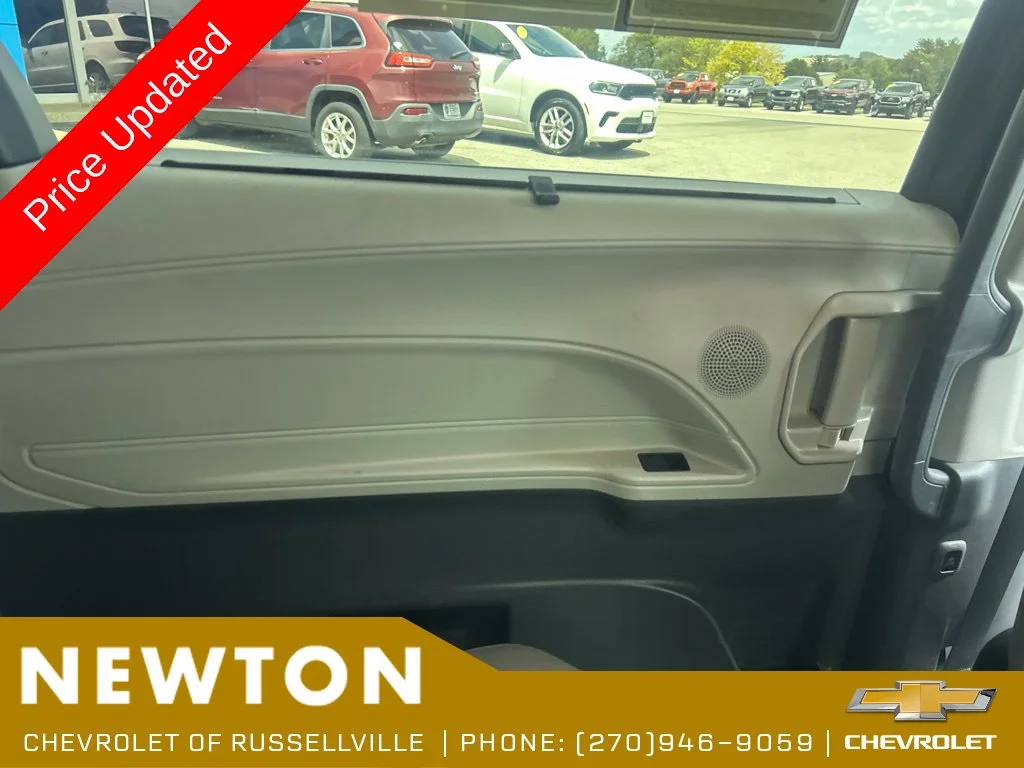 Used 2022 Gray Toyota LE image 35