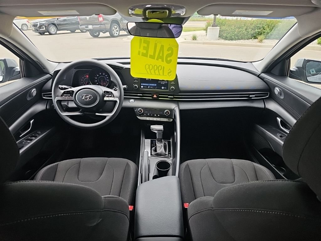 Certified Used 2023 Silver Hyundai SEL image 28