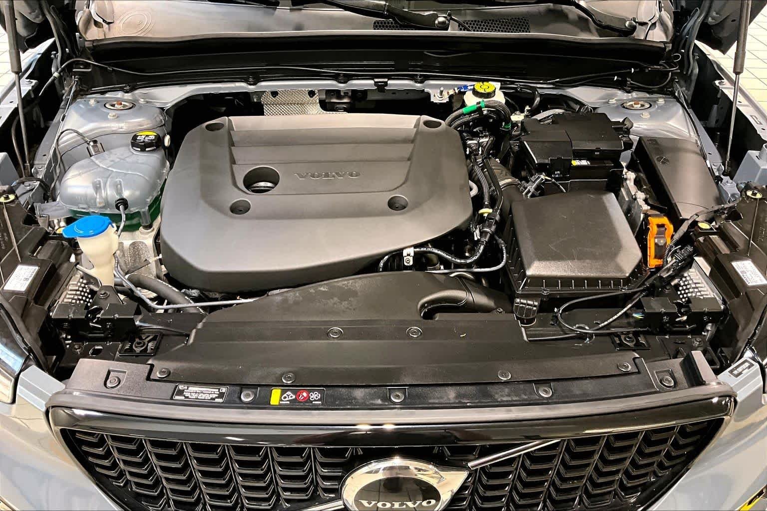 Used 2023 Thunder Grey Metallic Volvo Ultimate Dark Theme image 29