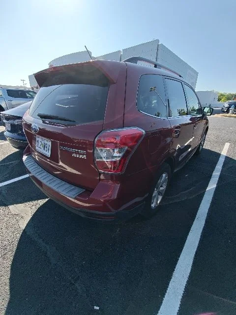 Used 2014 Red Subaru 2.5i Limited image 12