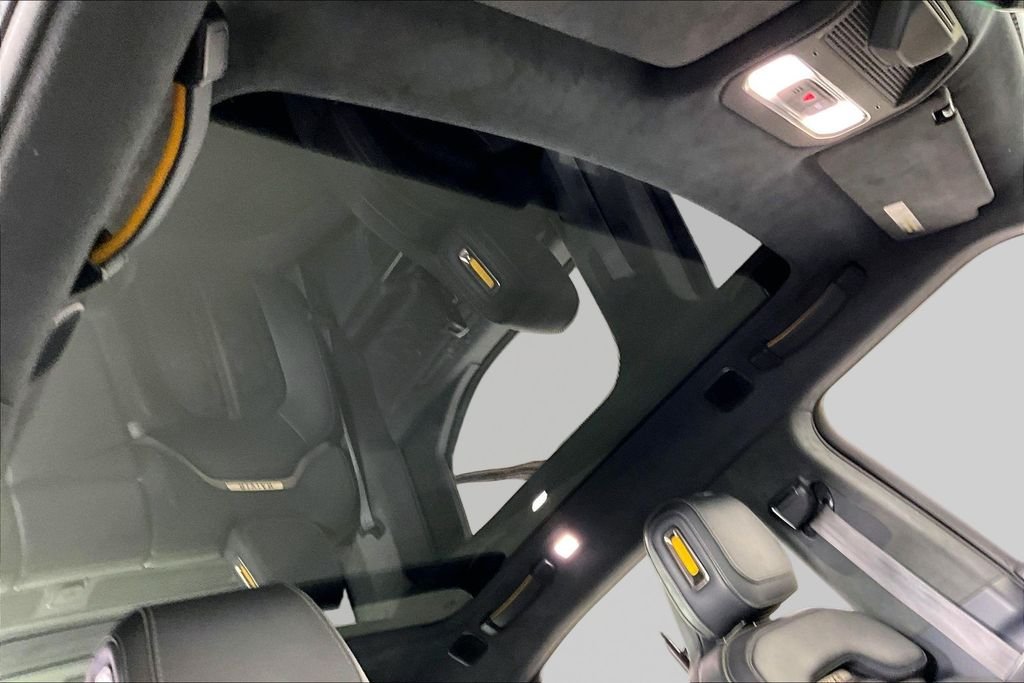 Used 2022 Green Rivian Launch Edition image 22