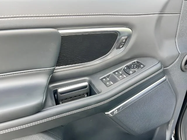 New 2026 Agate Black Metallic Ford Platinum® image 51