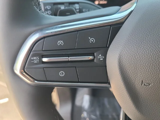 2026 Chevrolet Suburban LT - Photo 32