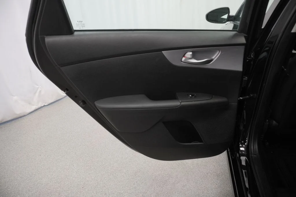 Used 2024 Black Kia LX image 43