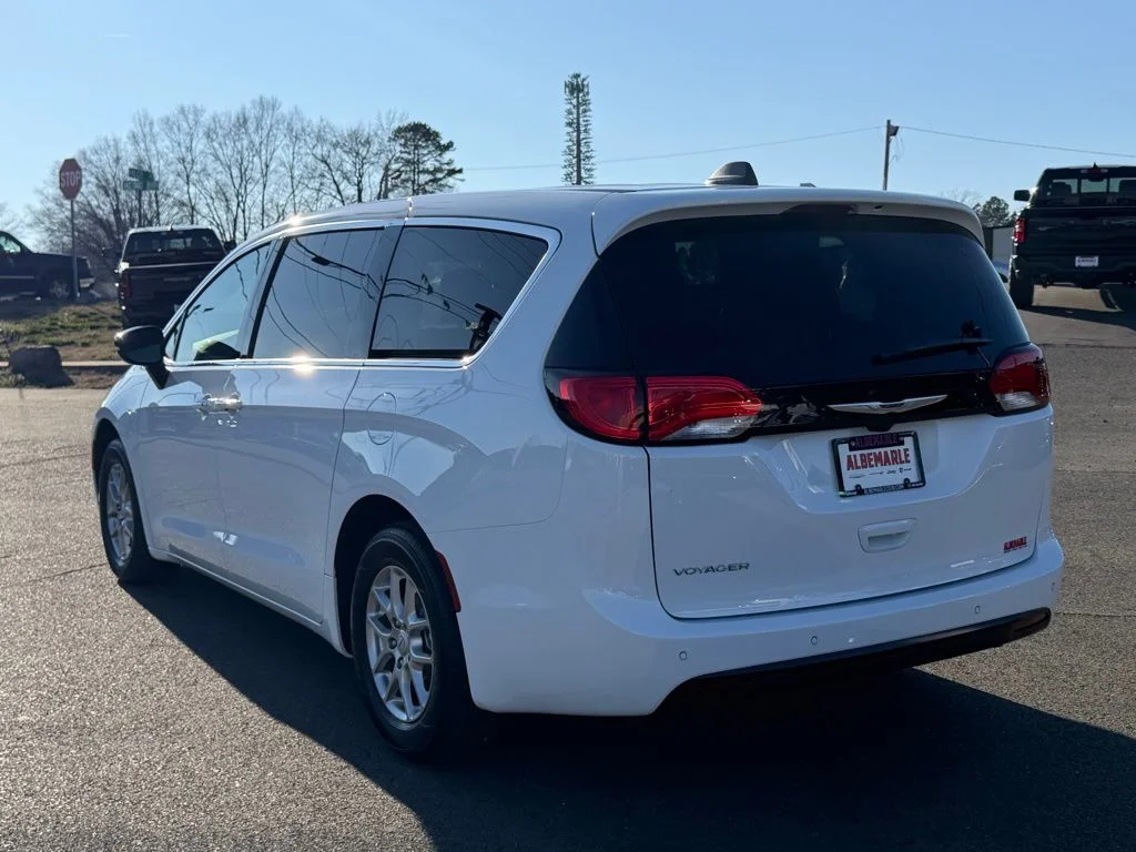 New 2026 White Chrysler LX image 7