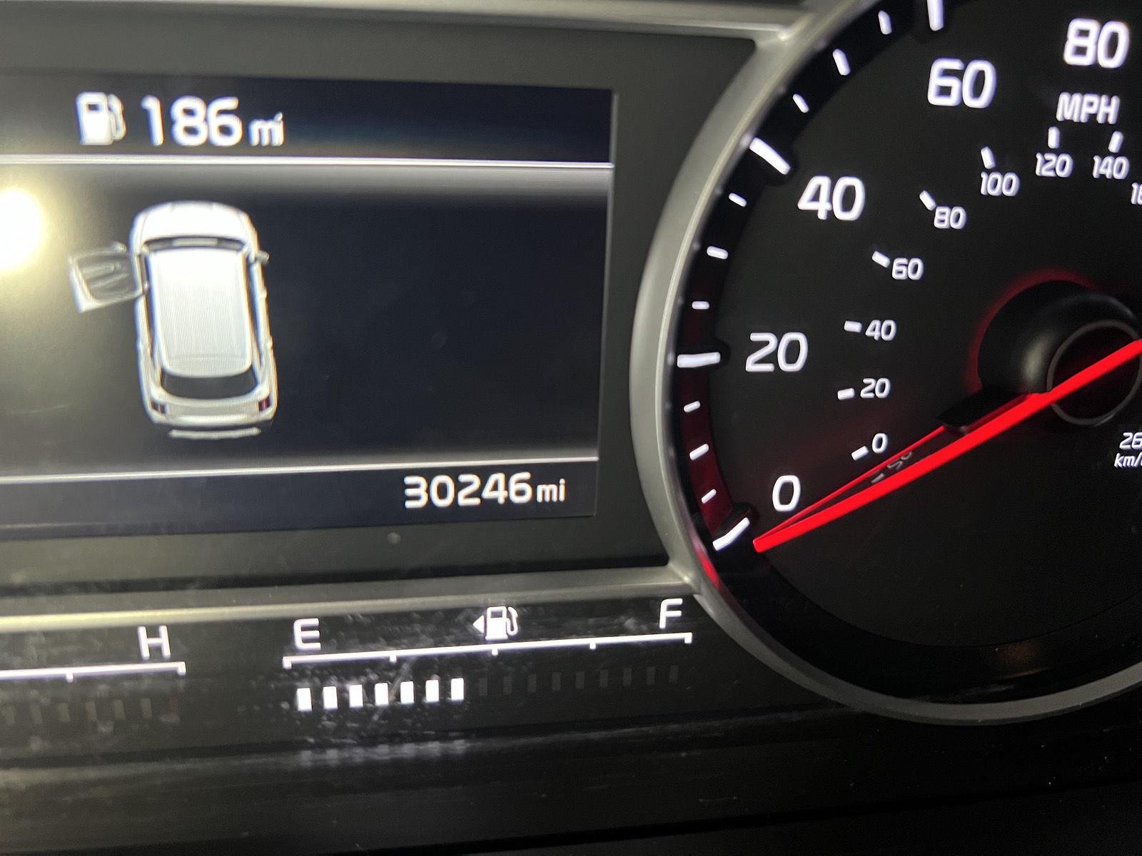 Used 2023 Glacial White Pearl Kia LX image 14