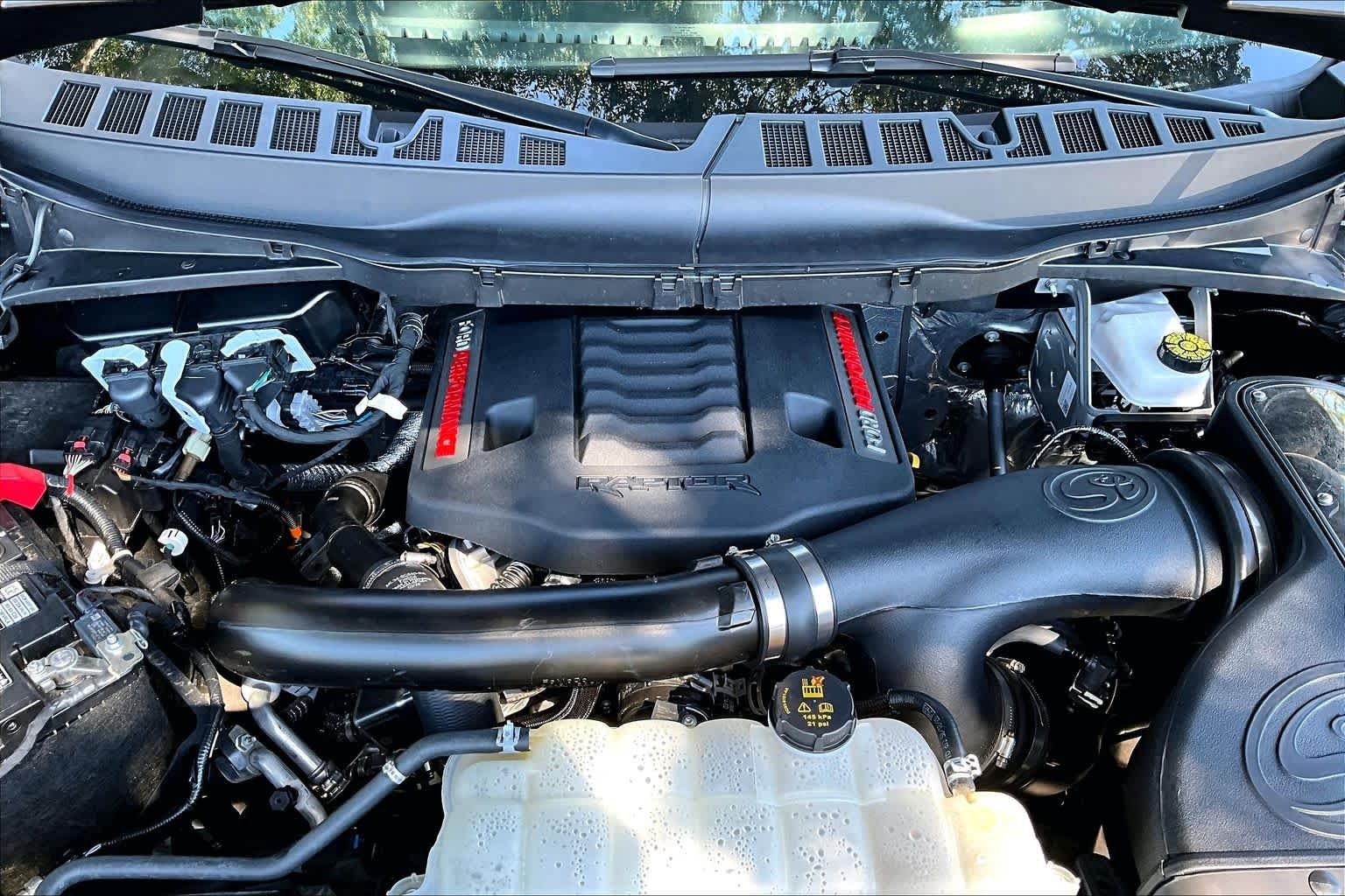 Used 2025 Agate Black Ford Raptor image 32