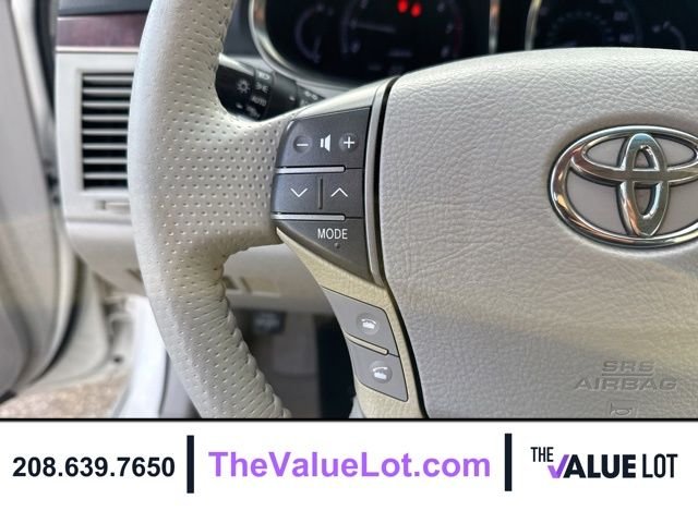 Used 2011 White Toyota Limited image 23