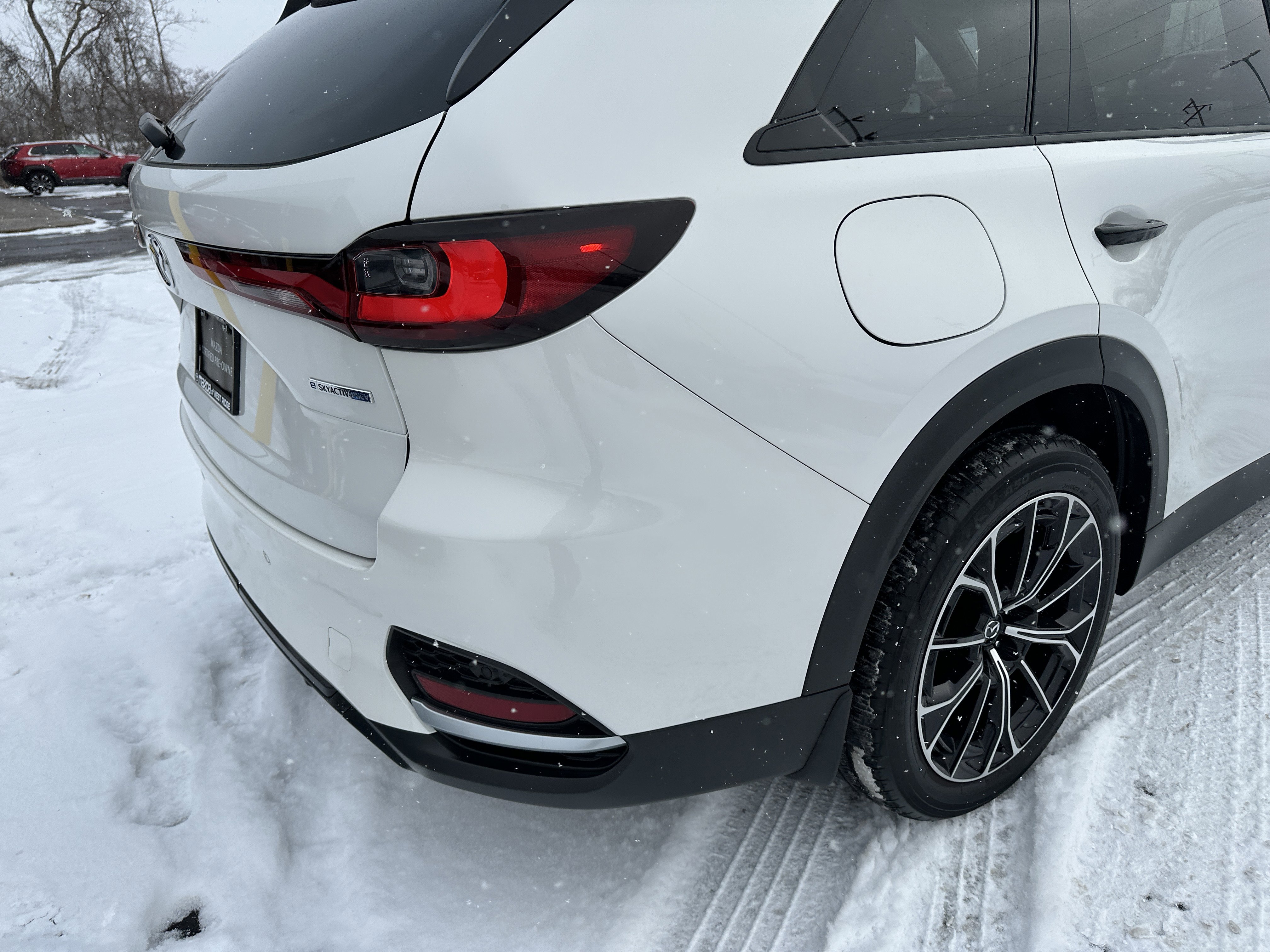 Used 2025 Rhodium White Premium Mazda Premium image 6