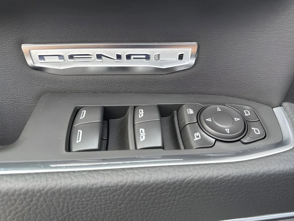 Used 2026 Sterling Metallic GMC Denali image 29