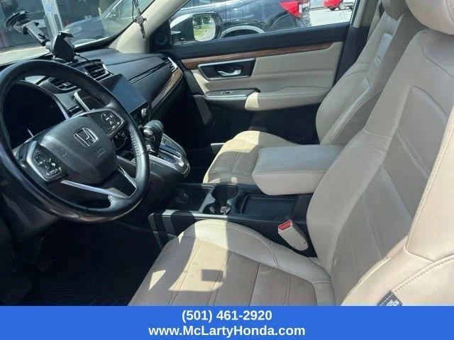 Used 2017 White Diamond Pearl Honda Touring image 11