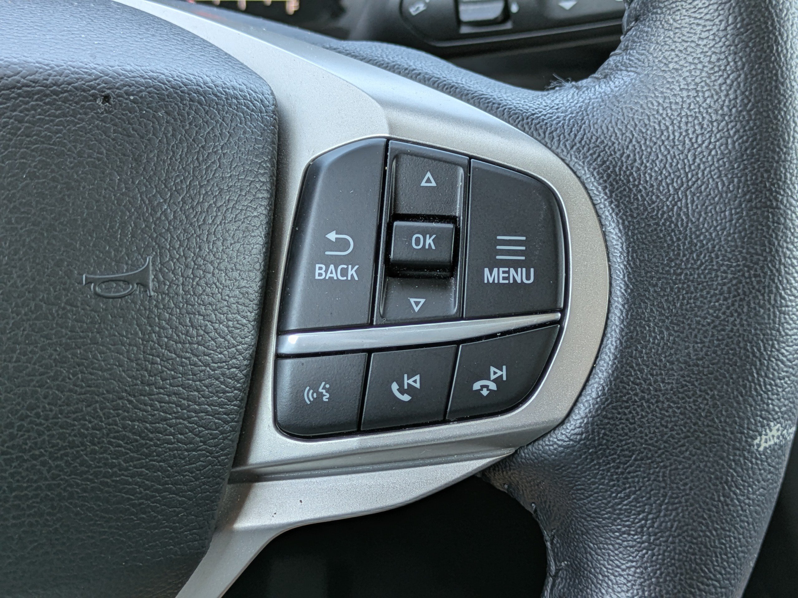 Used 2022 Agate Black Metallic Ford XLT image 22