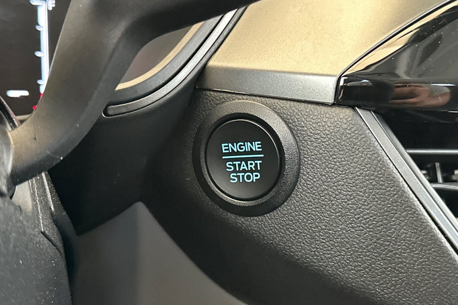Certified Used 2025 Gray Ford Active image 23