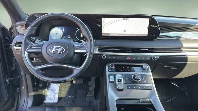 Used 2024 Gray Hyundai Calligraphy image 9