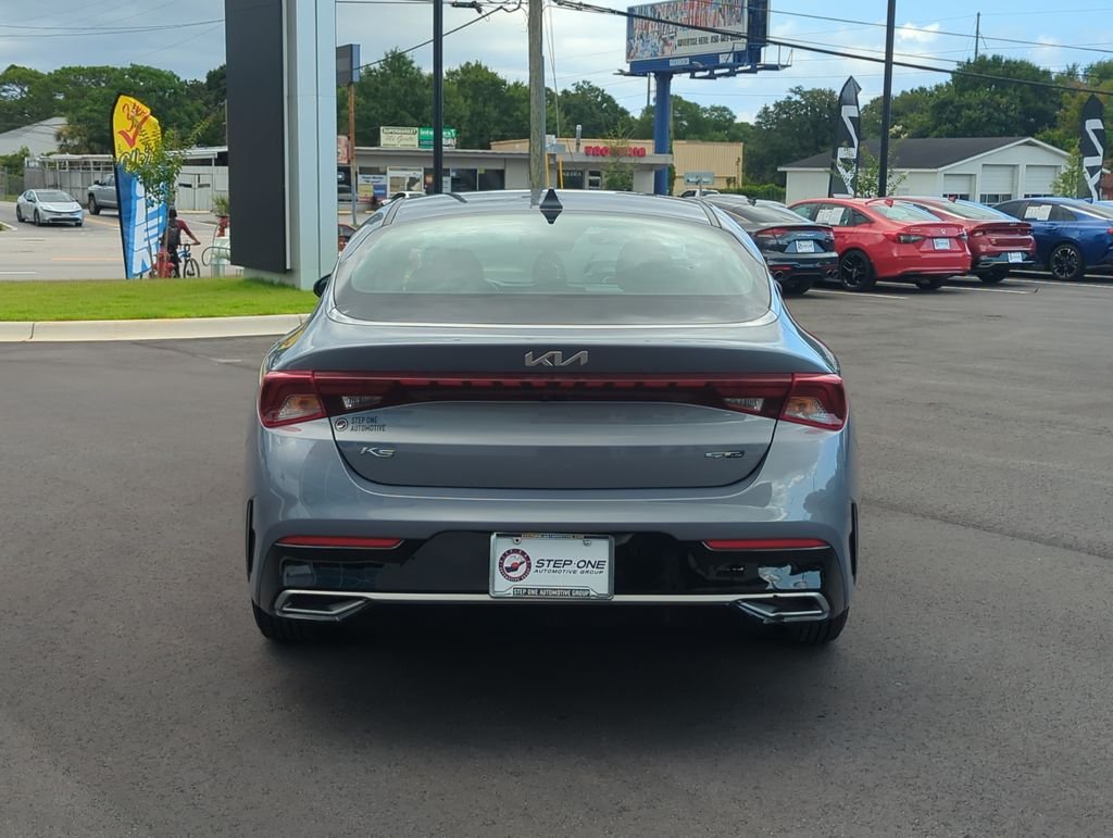 Used 2022 Silver Kia LXS image 6