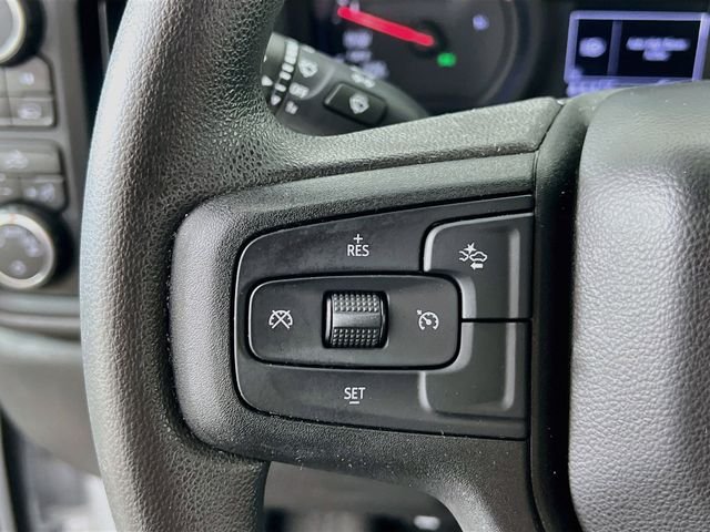 2025 Chevrolet Silverado 1500 Custom - Photo 13