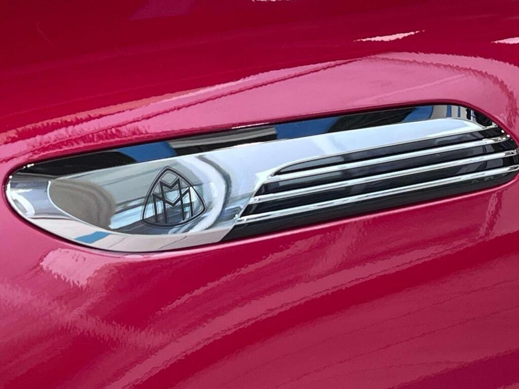 New 2026 MANUFAKTUR Garnet Red Metallic (Red Ambiance) Mercedes-Benz Maybach SL 680 Monogram Series image 16