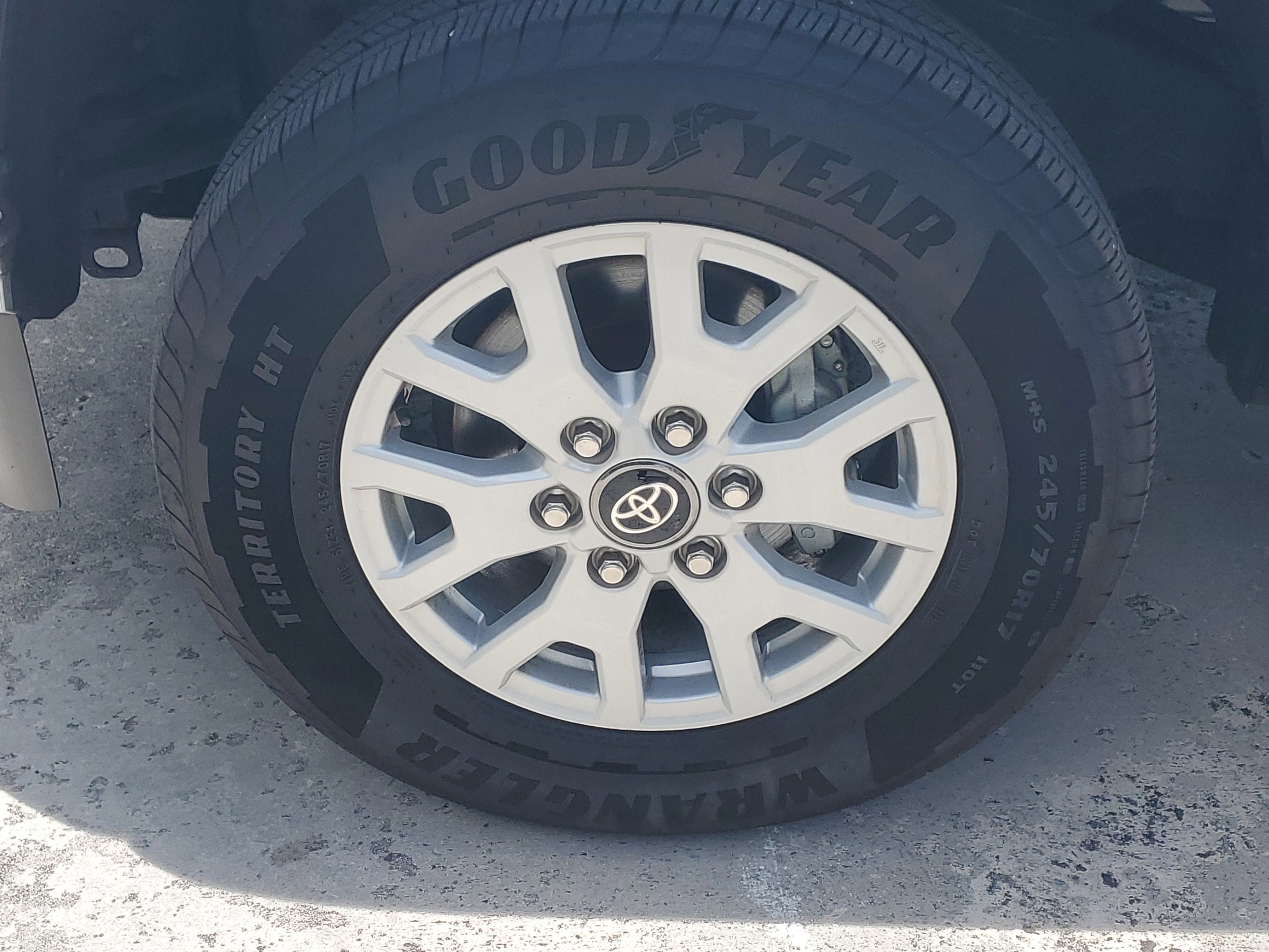 Certified Used 2025 Ice Toyota SR image 4