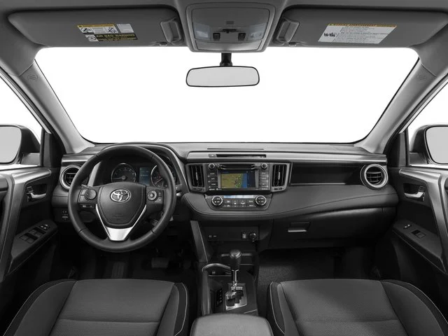 Used 2016 Silver Sky Metallic Toyota XLE image 11