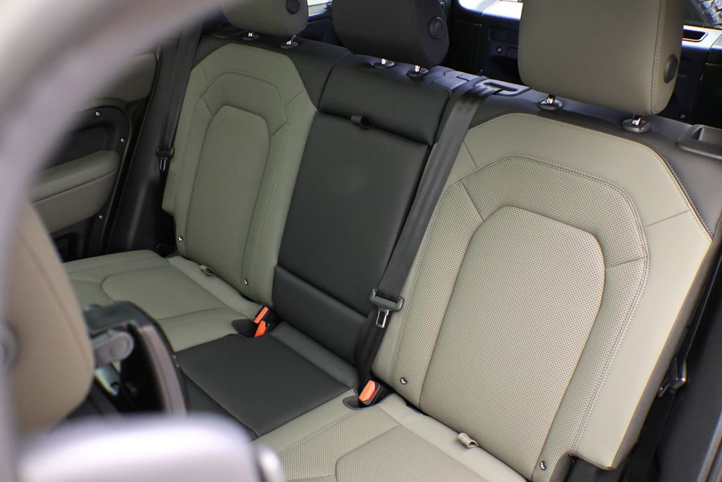 New 2026 Woolstone Green Land Rover S image 34