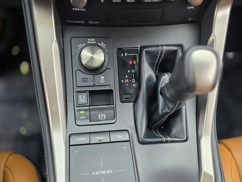 2020 Lexus NX 300 - Photo 33