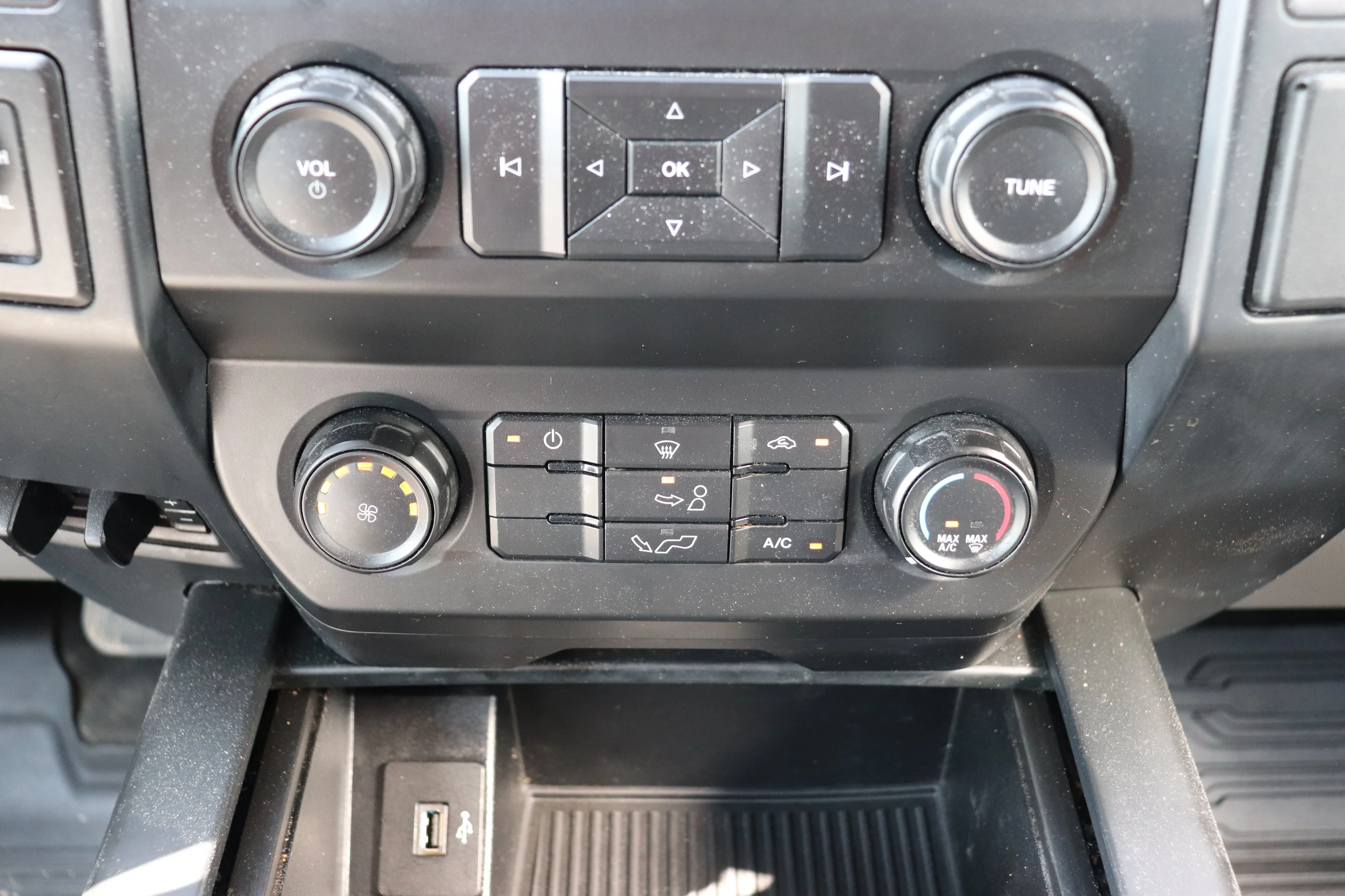 Certified Used 2020 Gray Ford XL 4WD SuperCrew 5.5