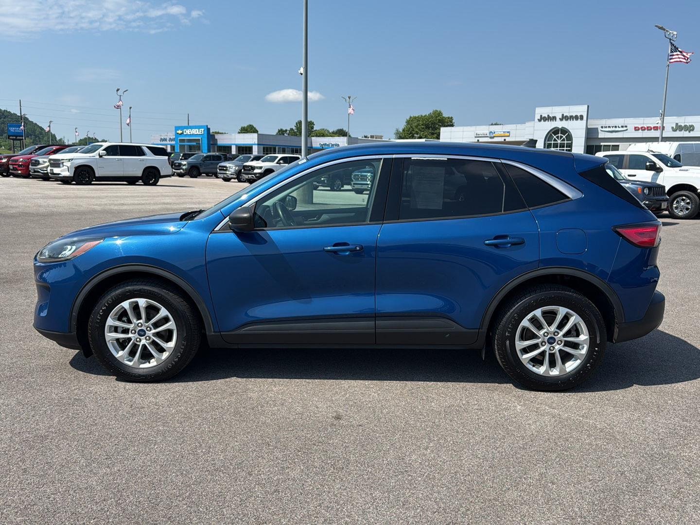 Used 2022 Atlas Blue Ford SE Hybrid image 7