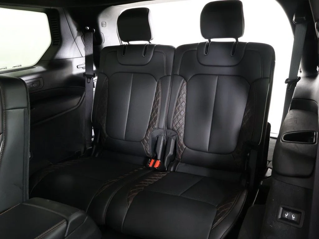 Used 2023 Black Jeep Summit Reserve image 47