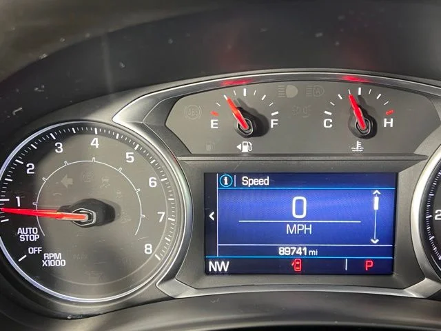Used 2021 Silver GMC SLE image 17