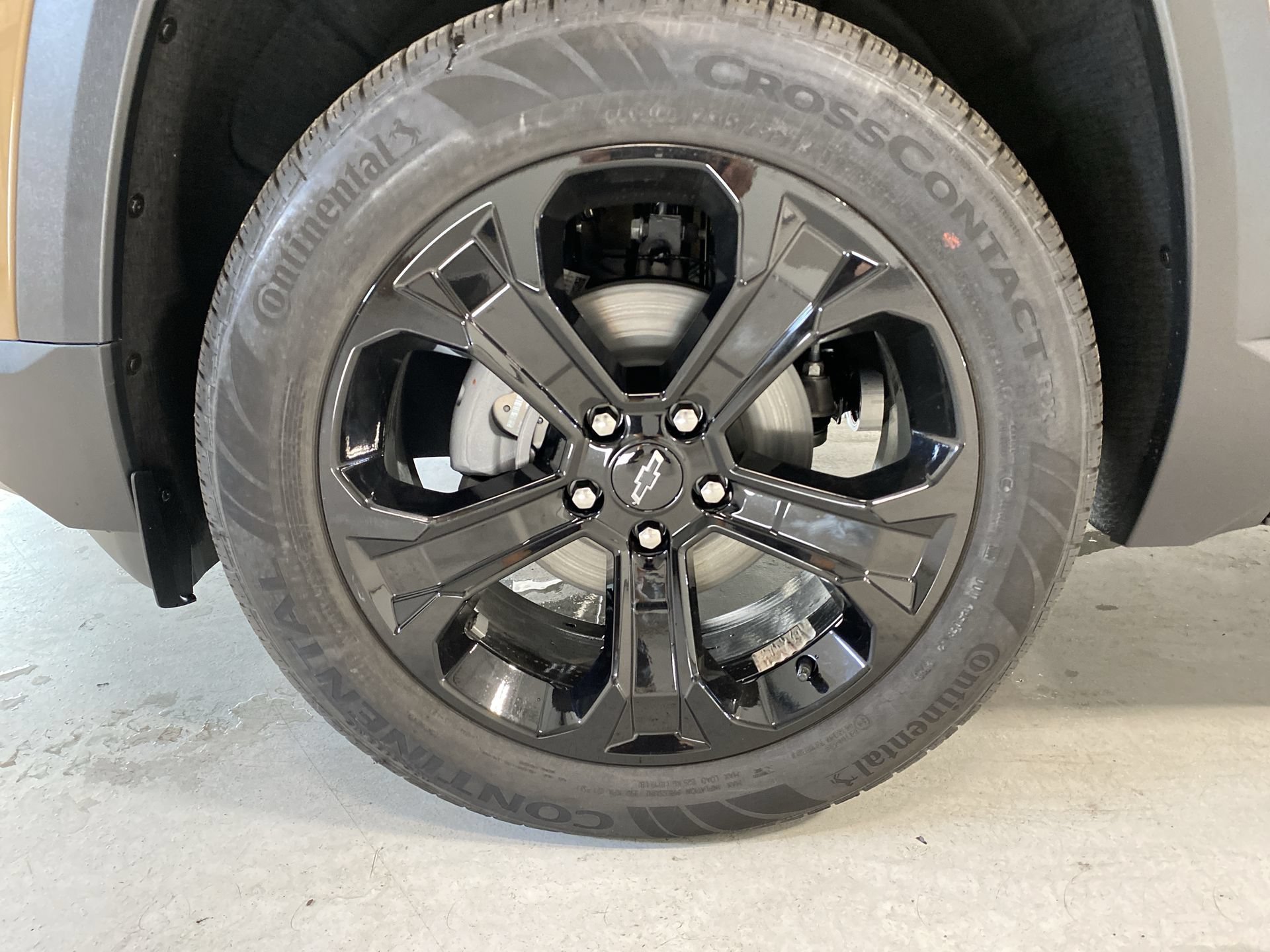 2027 Chevrolet Equinox LT - Photo 30