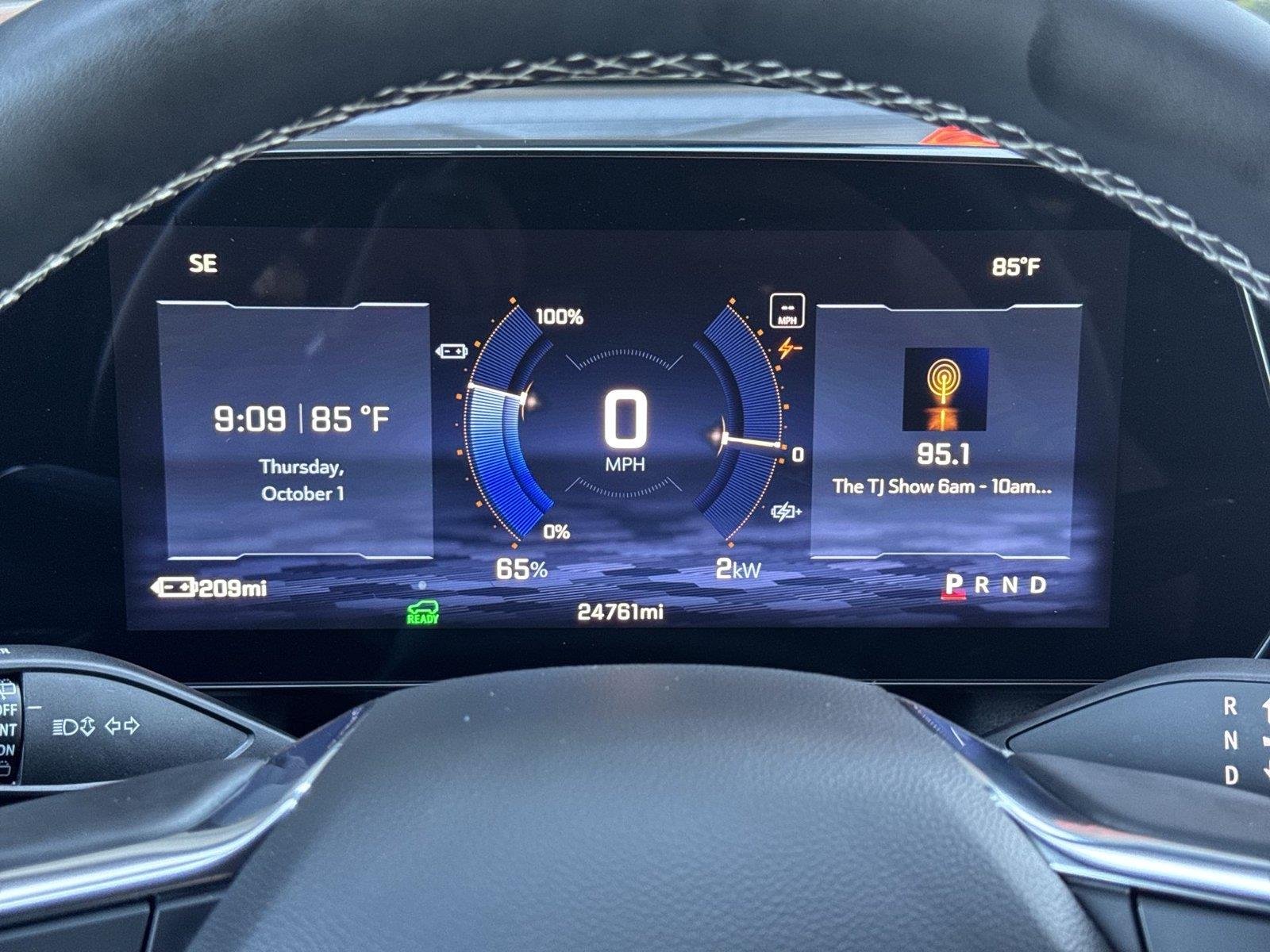 2024 Chevrolet Equinox EV LT - Photo 11