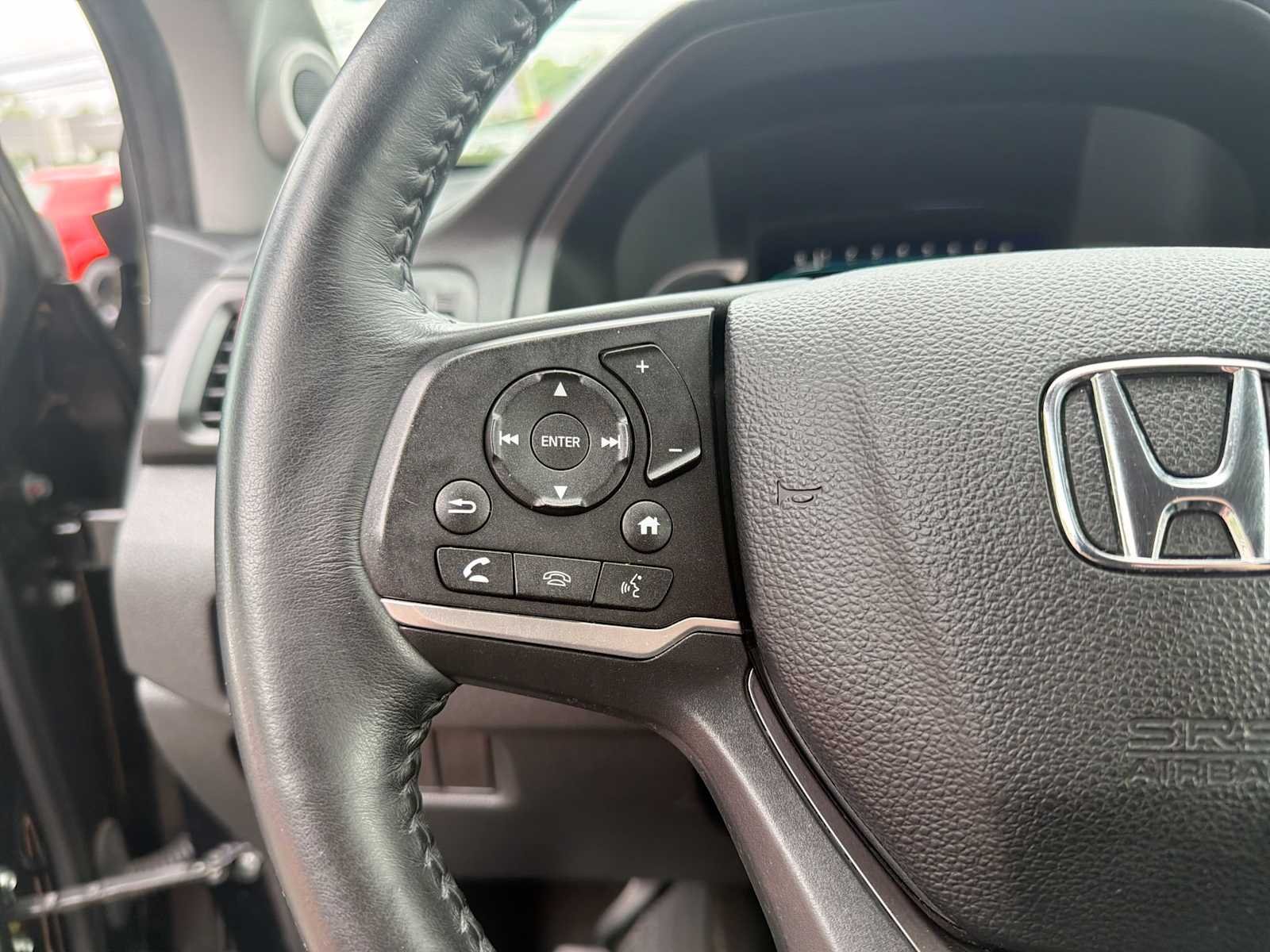 Used 2019 Crystal Black Pearl Honda EX-L image 25