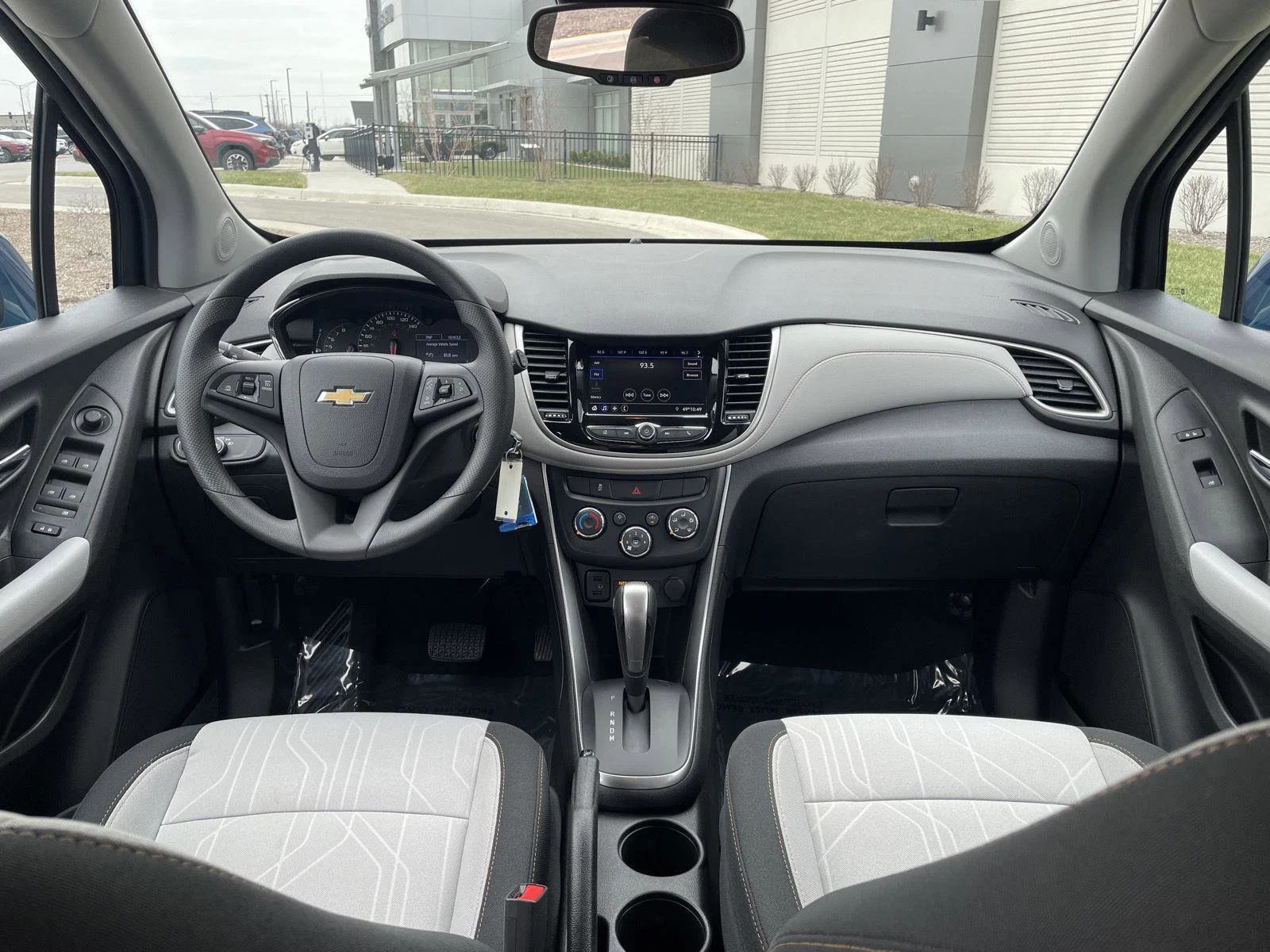 Used 2020 Pacific Blue Metallic Chevrolet LT image 16