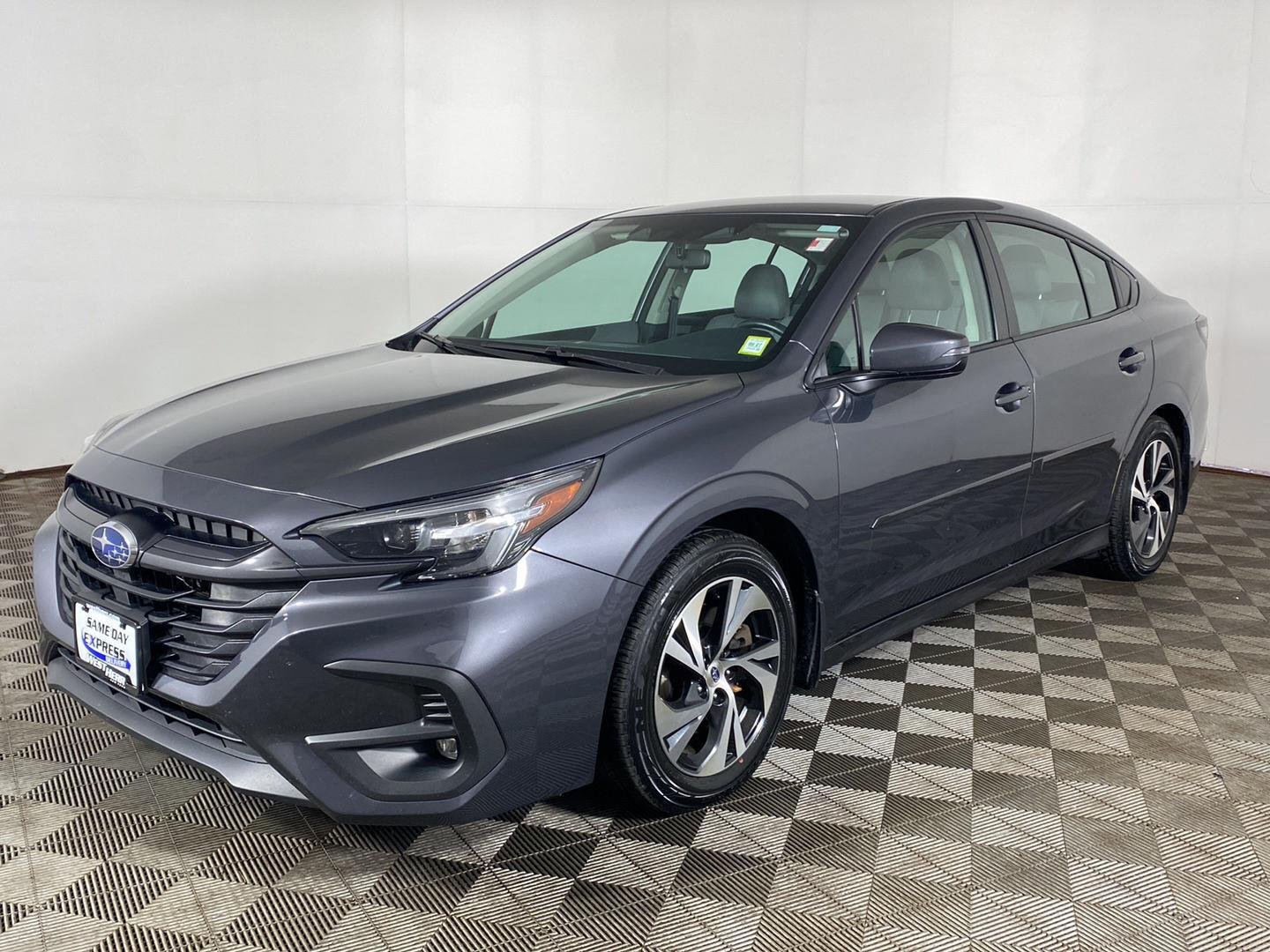 Used 2024 Magnetite Gray Metallic Subaru Premium image 9