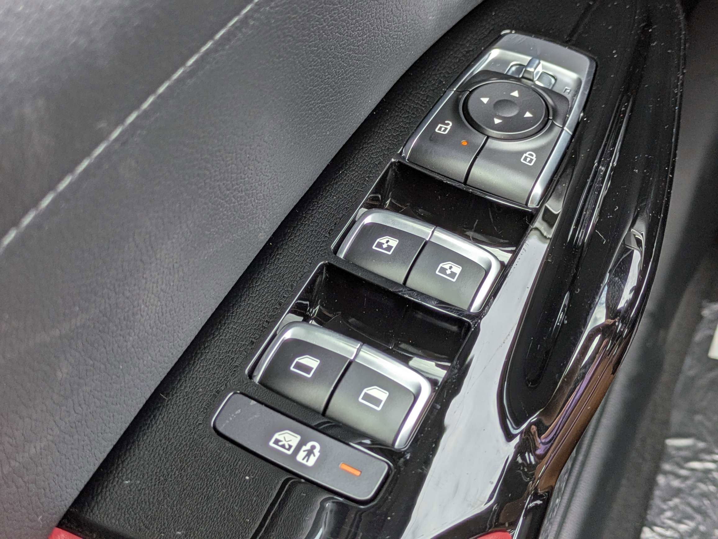 New 2026 Wolf Gray Kia GT-Line FWD image 29