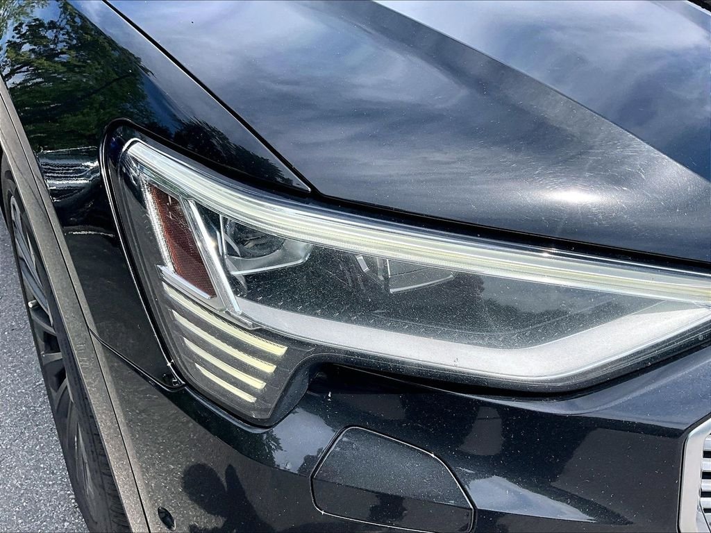 Used 2019 Black Metallic Audi Prestige image 33