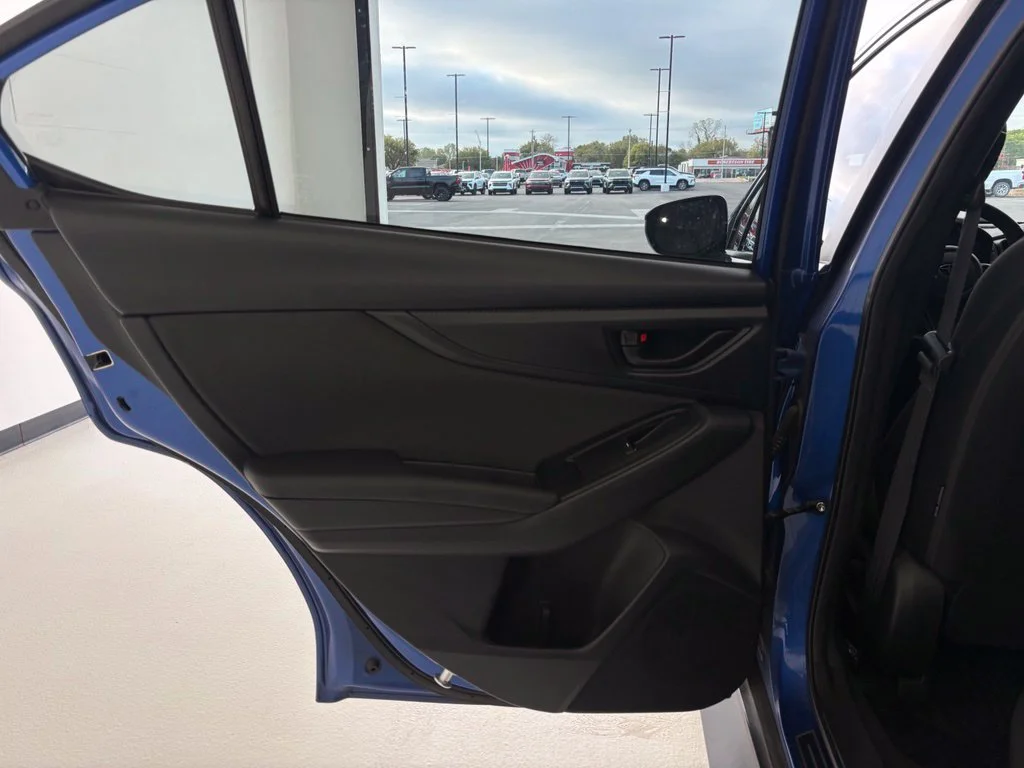 Used 2022 Blue Subaru Base image 27