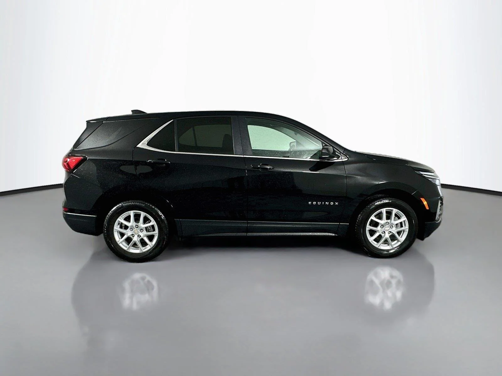 Used 2024 Mosaic Black Metallic Chevrolet LT image 17