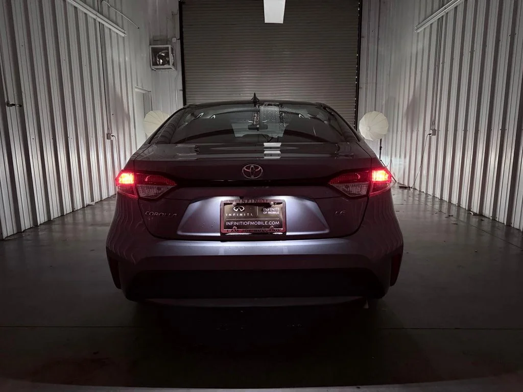 Used 2021 Gray Toyota LE image 9