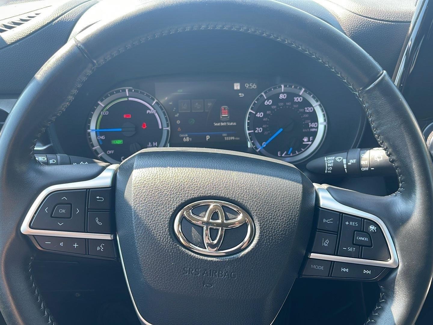 2023 Toyota Highlander LE - Photo 24
