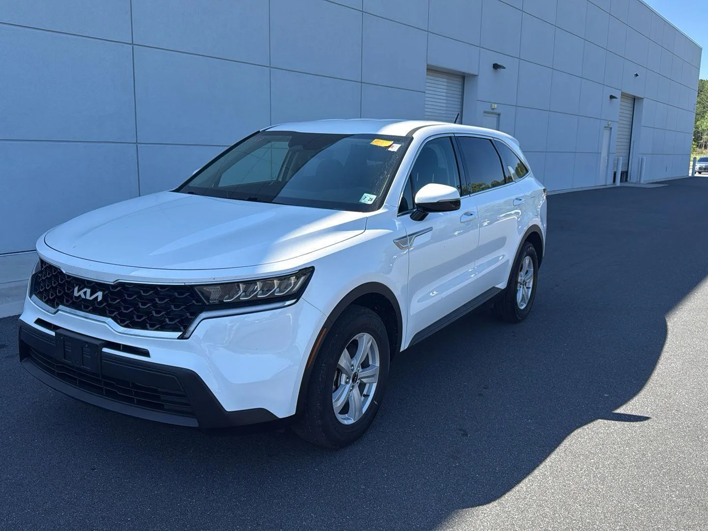 2023 Kia Sorento LX AT's photo
