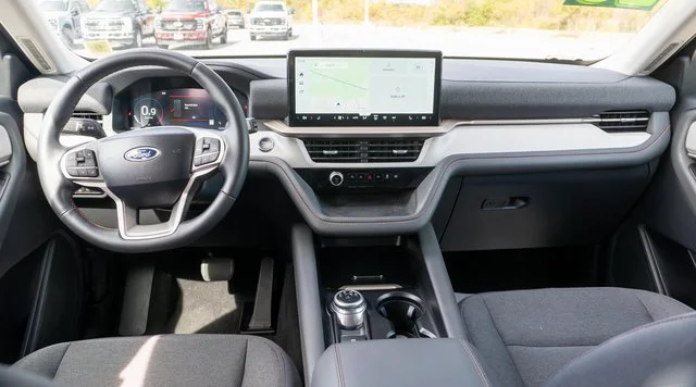 Used 2025 Gray Metallic Ford Active image 14