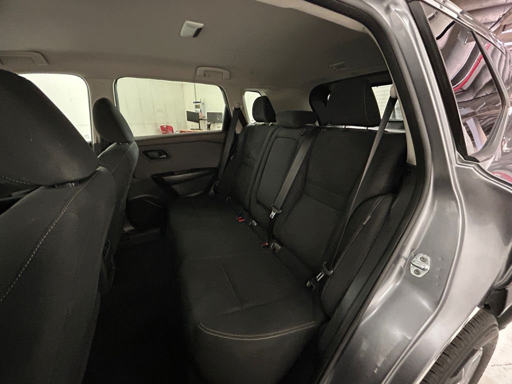 Used 2023 Gray Nissan S image 19