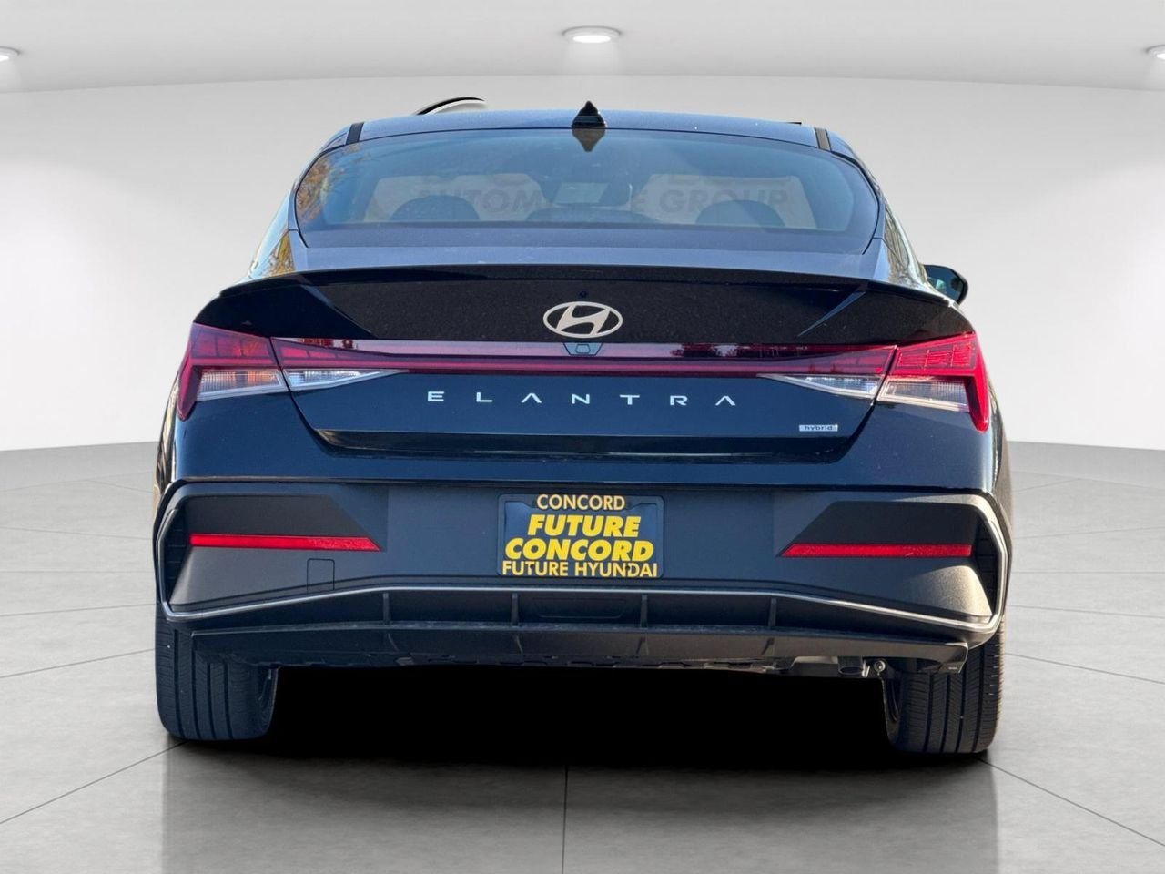 New 2026 Black Hyundai SEL Sport Plus image 4