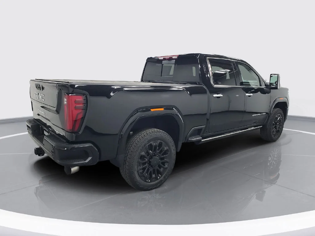 New 2026 Onyx Black GMC Denali Ultimate image 3