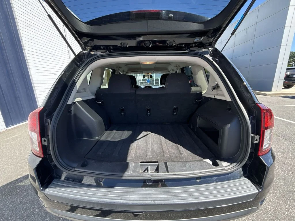 Used 2016 Black Jeep Sport image 21
