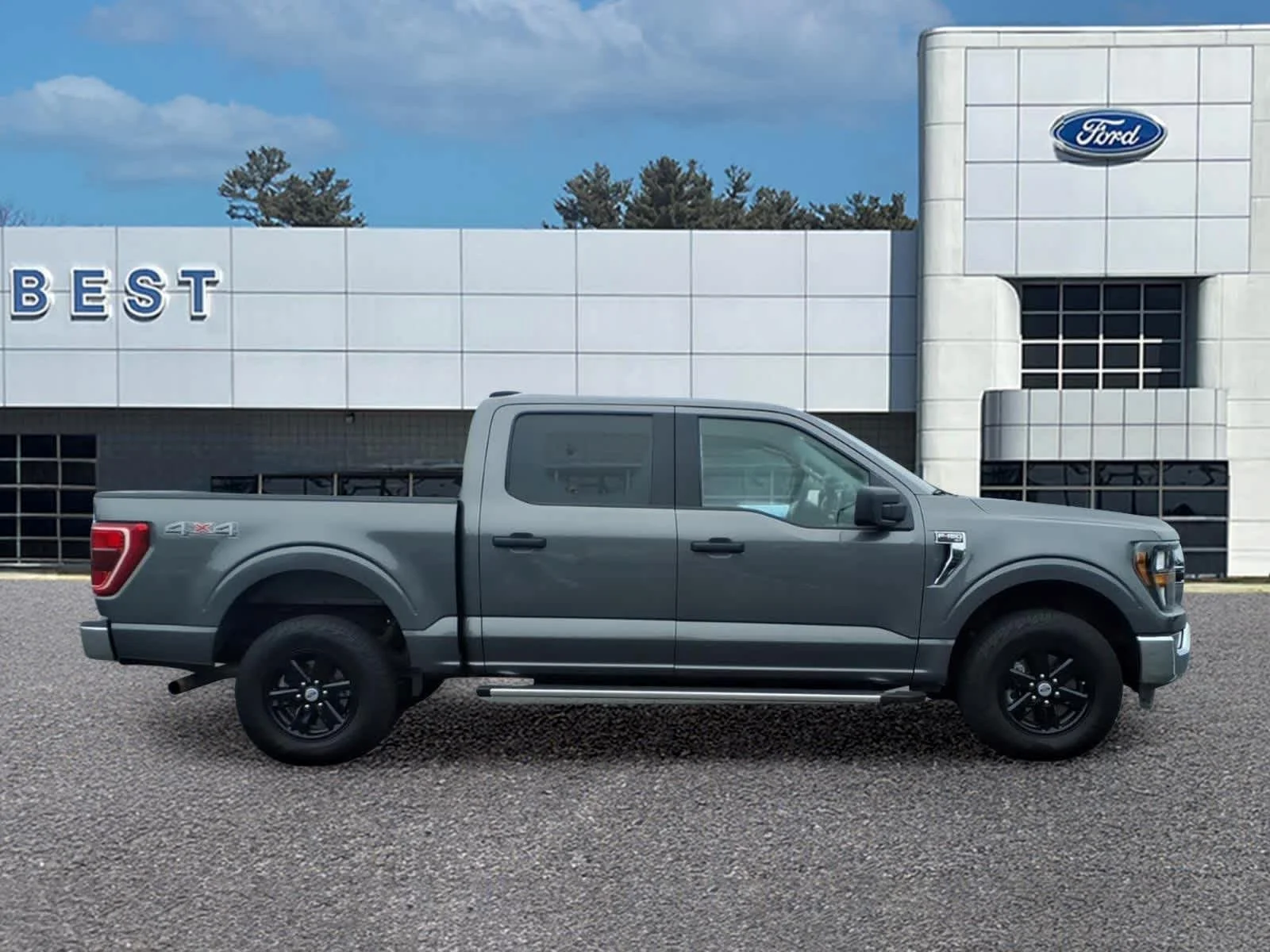 Used 2023 Carbonized Gray Metallic Ford XLT image 16