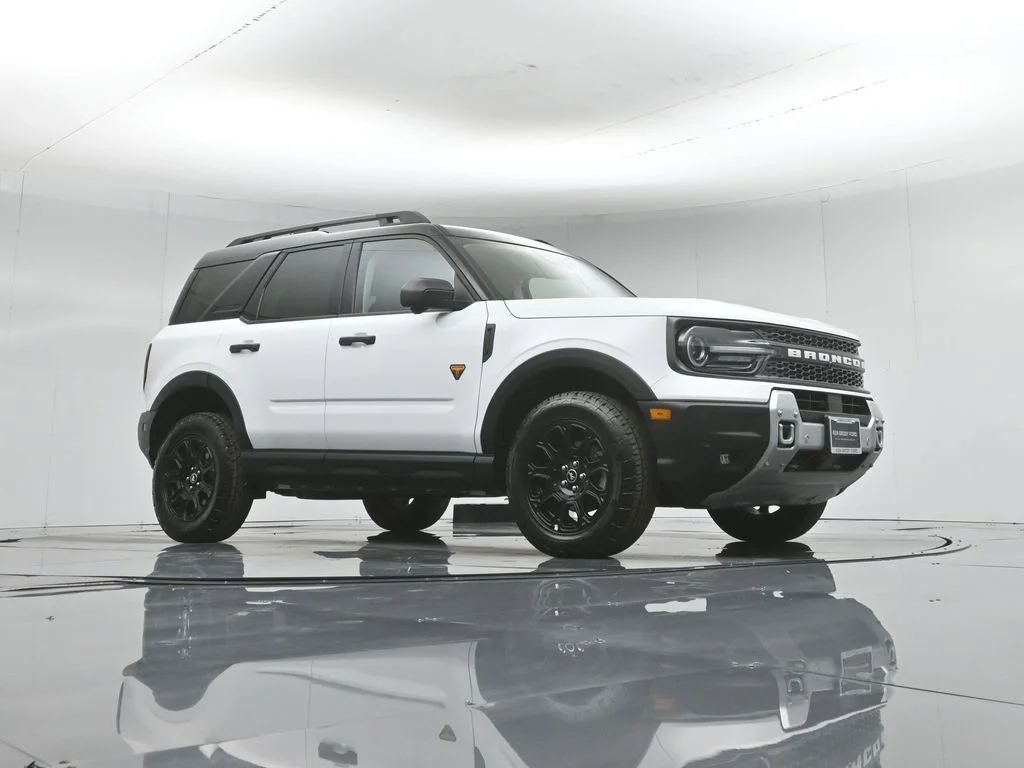 Certified Used 2025 White Ford Badlands image 4