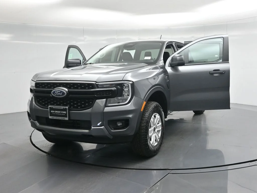 New 2025 Gray Ford XL image 29
