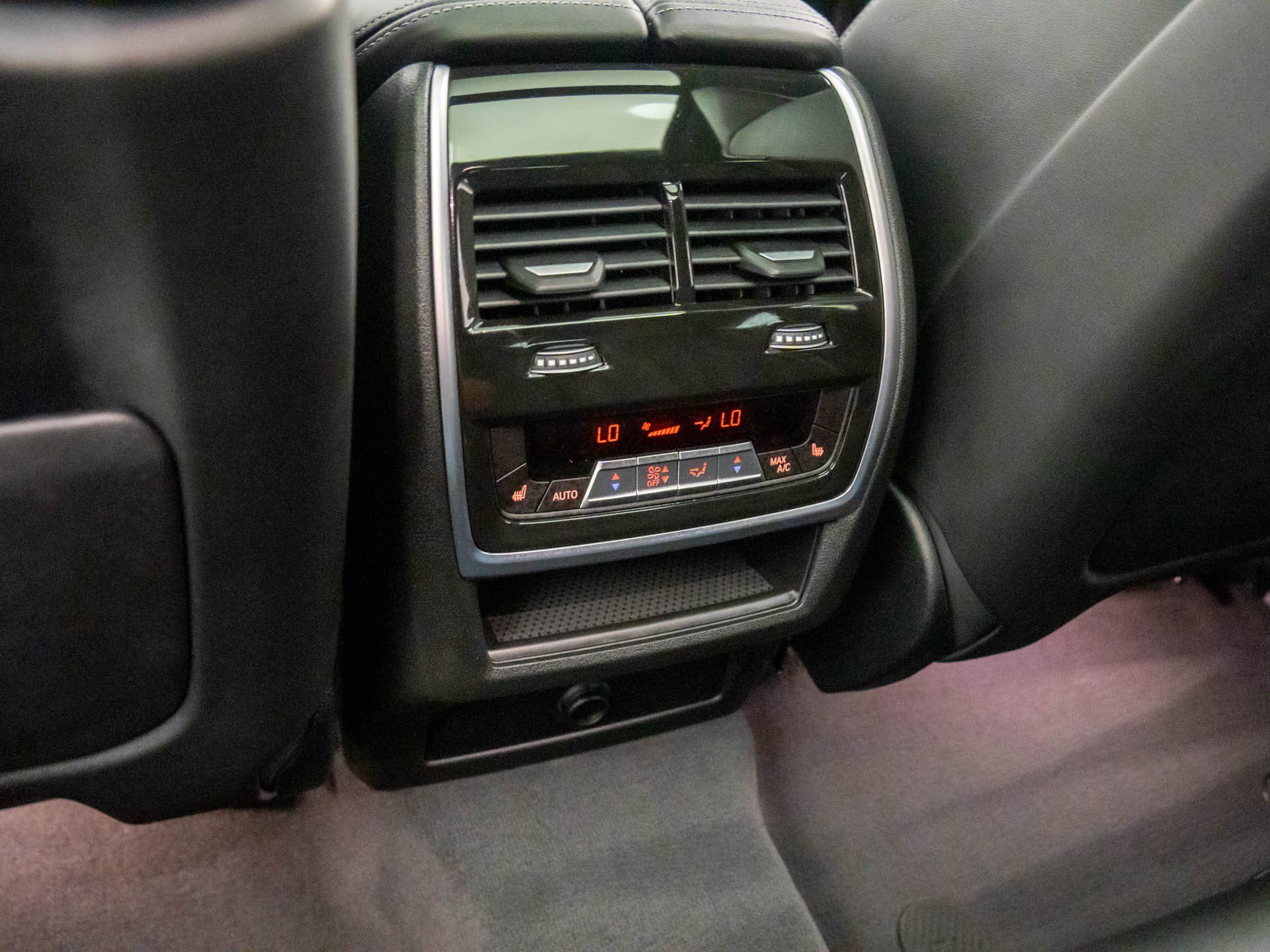 2026 BMW X6 M X6 M - Photo 22